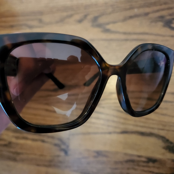 Prada Sunglasses SPR24X - Picture 6 of 6